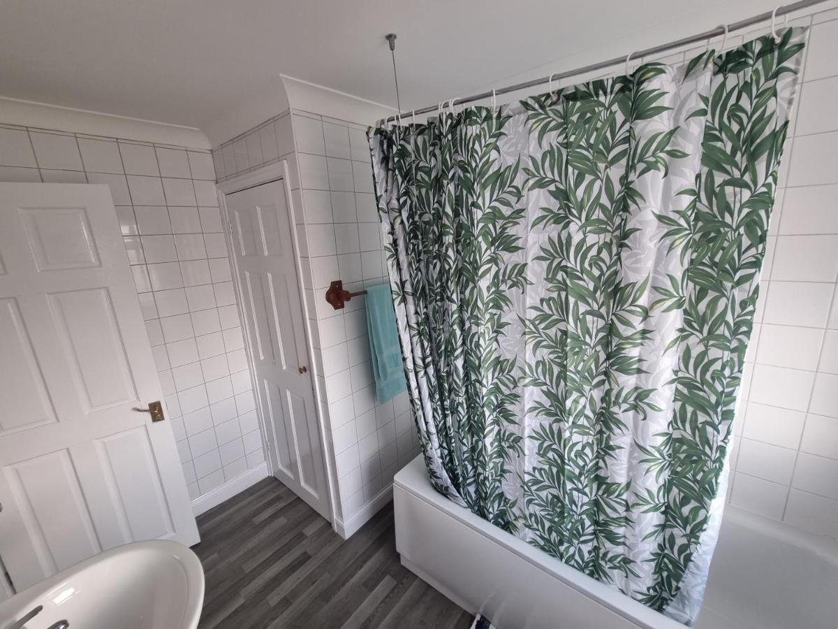Canterbury Getaway With Ensuite Exterior photo