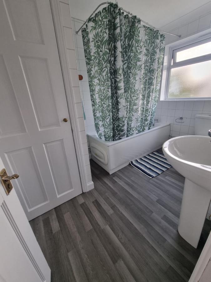 Canterbury Getaway With Ensuite Exterior photo